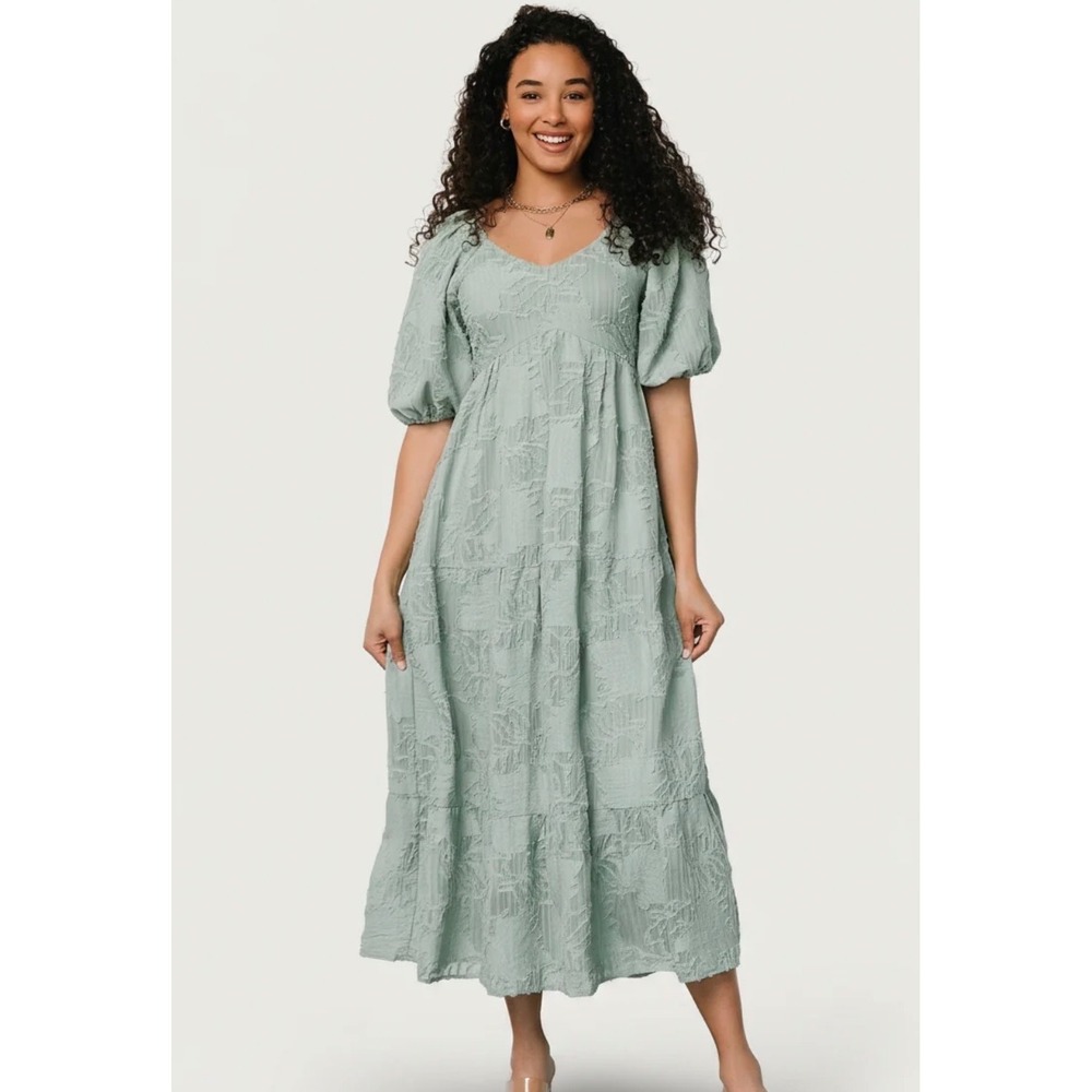 NEW Baltic Born Hayward Dress Women 1XL Sage Textured Floral Puff Sleeve Maxi
